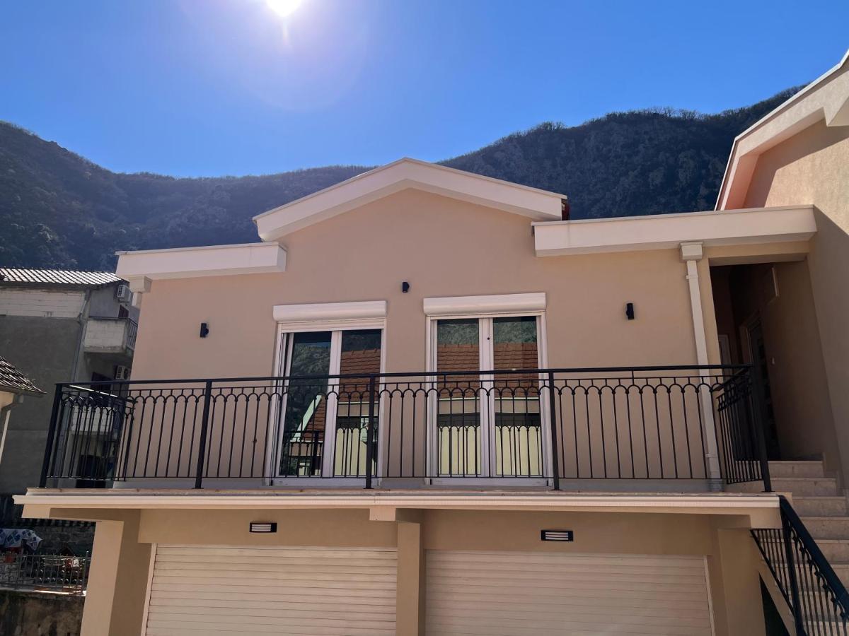 Luna Apartment Kotor Exteriör bild
